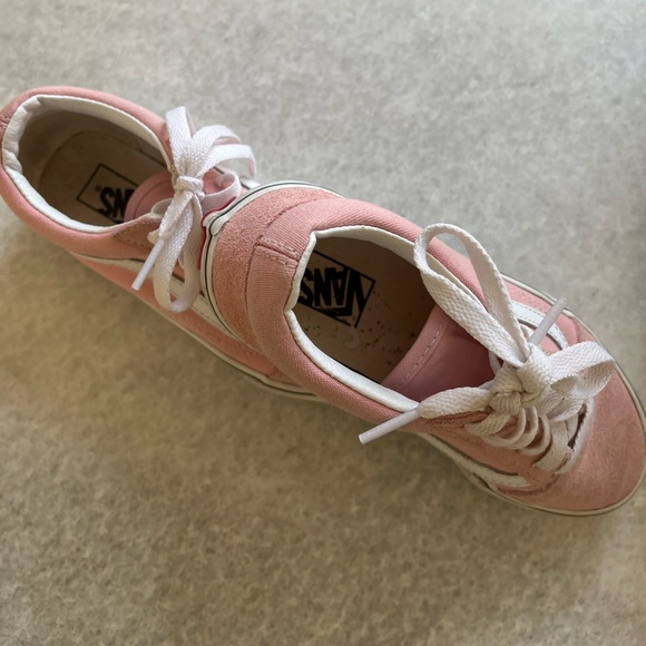 Vans, kids, pink and white canvas and suede EUC - Picture 5 of 7